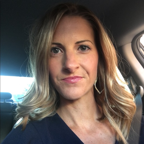 Meet your Posher, Amy - Picture 5 of 7